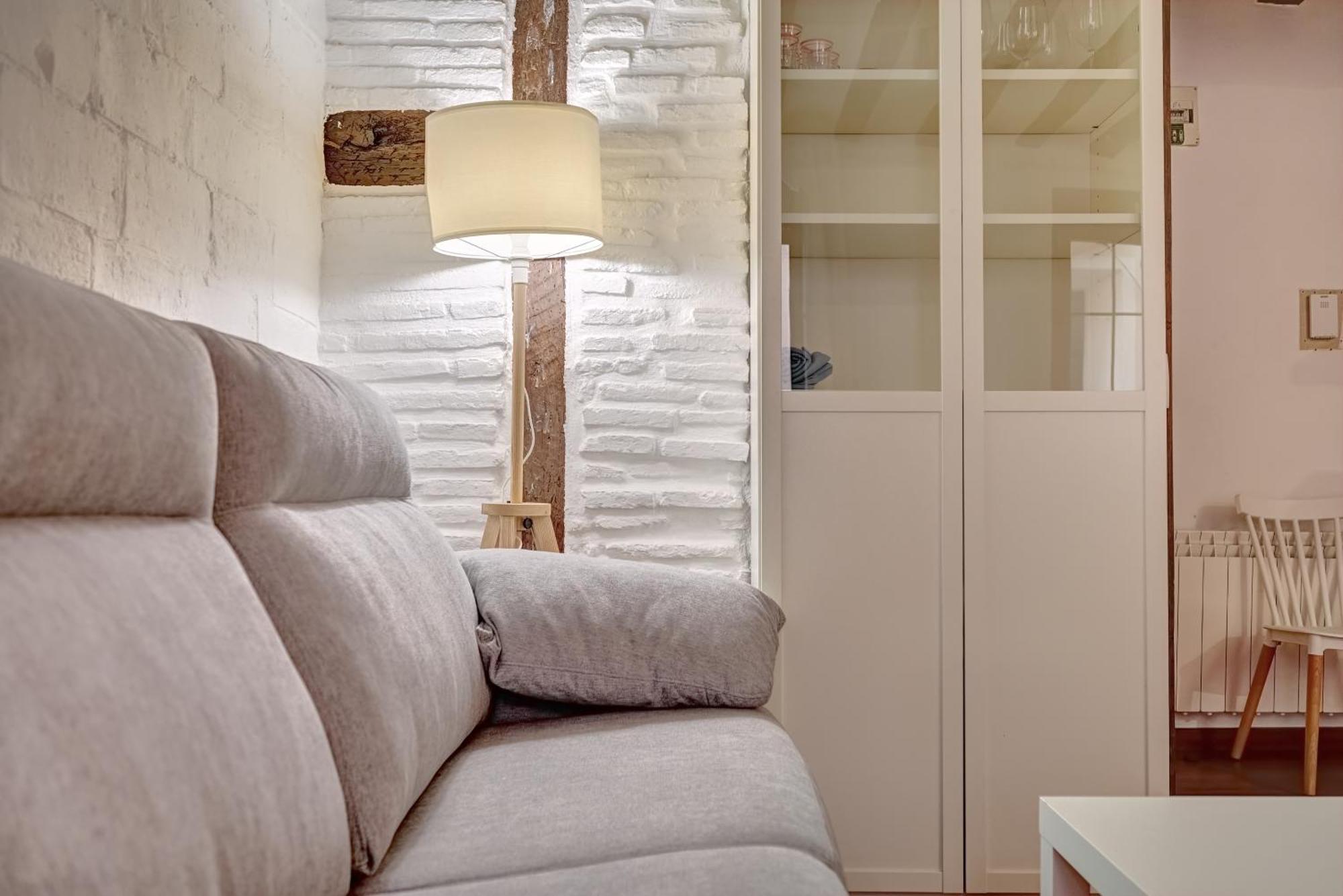 דירות לוגרוניו Duplex Portales By Clabao מראה חיצוני תמונה